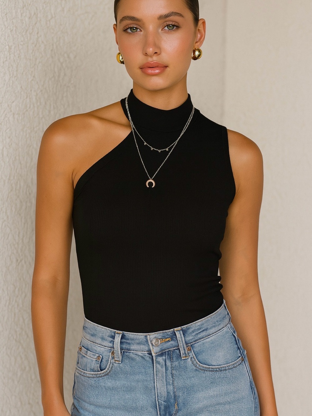 One-Shoulder Ribbed Stretch Black Tank Top